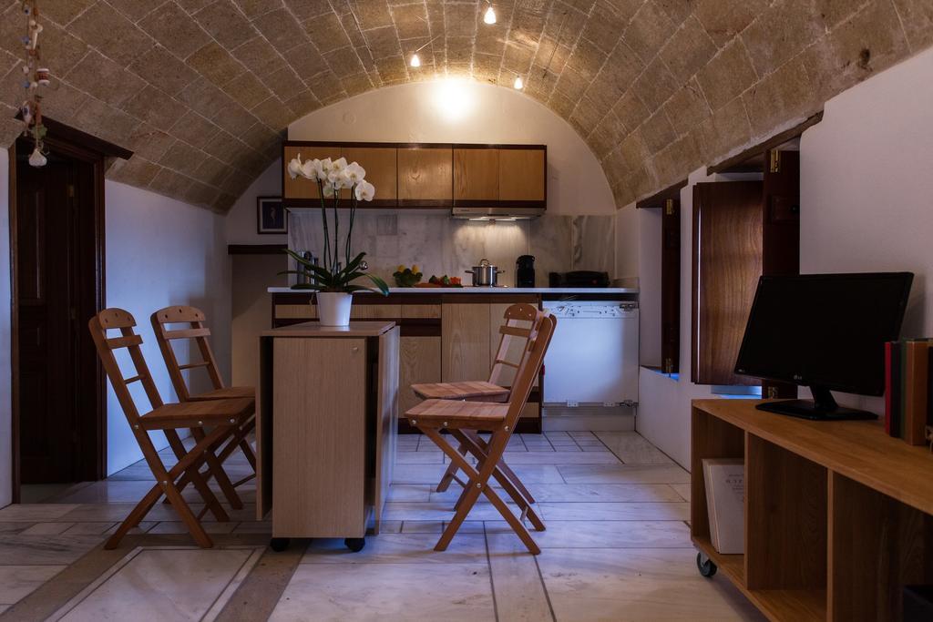 شقة House In The Castle Monemvasía الغرفة الصورة